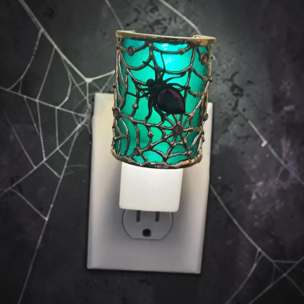 B&BW Halloween Spider Web Night Light Lantern Wallflower Plug